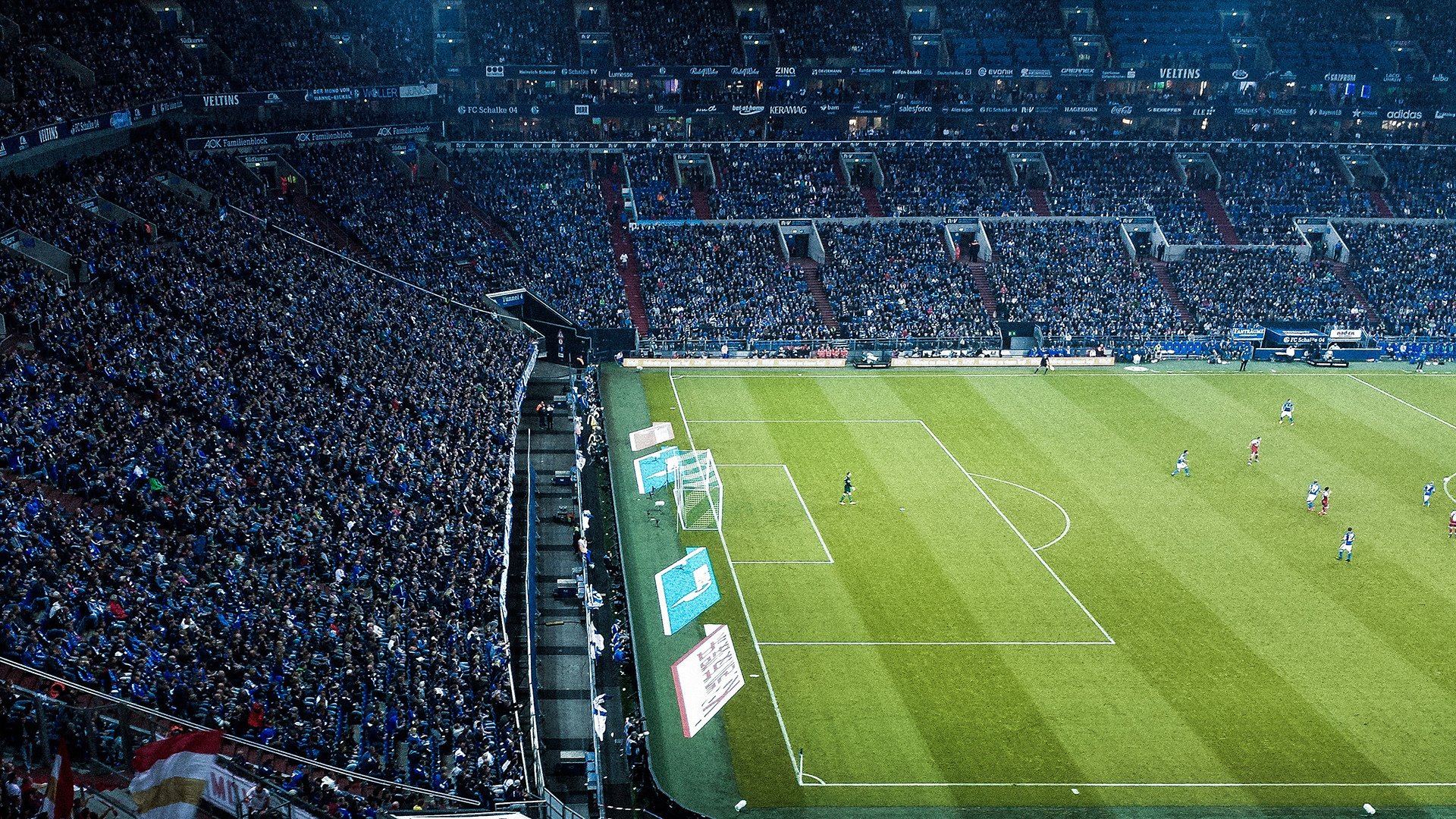 佩拉卡尼冲刺阶段紧咬陈佳，卡佩拉进攻能力