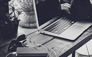 爱游戏ayx官网-“裁判背后：那些鲜为人知的判罚内幕”，裁判被罚下