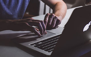 ayx爱游戏官网-_骑士队士气高涨，团队配合逐渐磨合_，骑士队训练